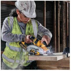 Dewalt - Flexvolt Advantage Brushless Circular Saw (18V) - Image 4