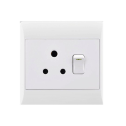 Socket 16A 4X4 Single White E/Mate - Image 1